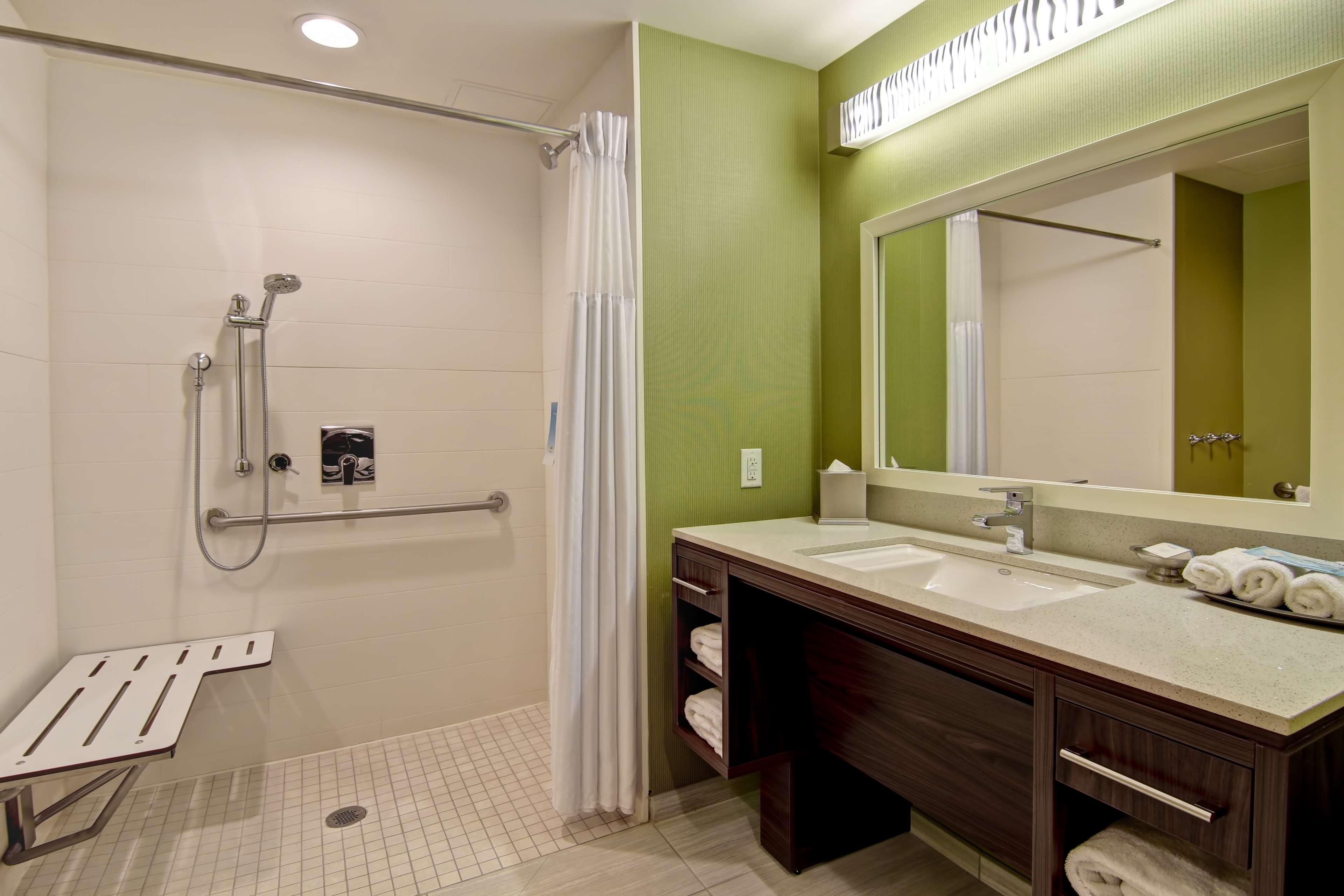 Home2 Suites By Hilton West Edmonton Exteriör bild