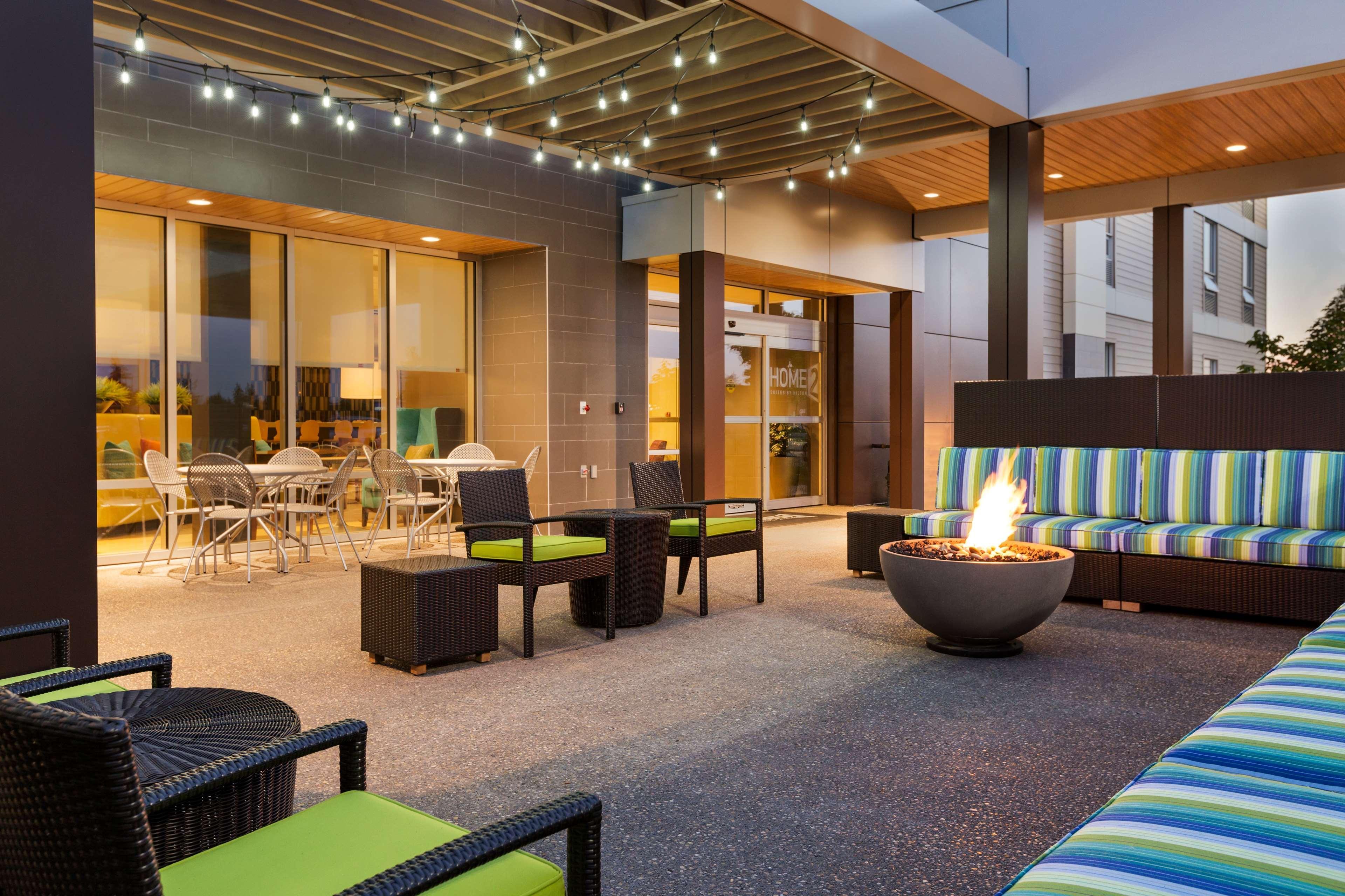 Home2 Suites By Hilton West Edmonton Exteriör bild