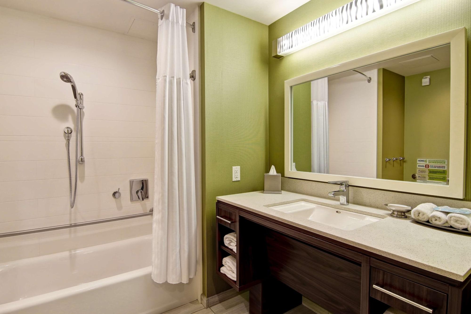 Home2 Suites By Hilton West Edmonton Exteriör bild